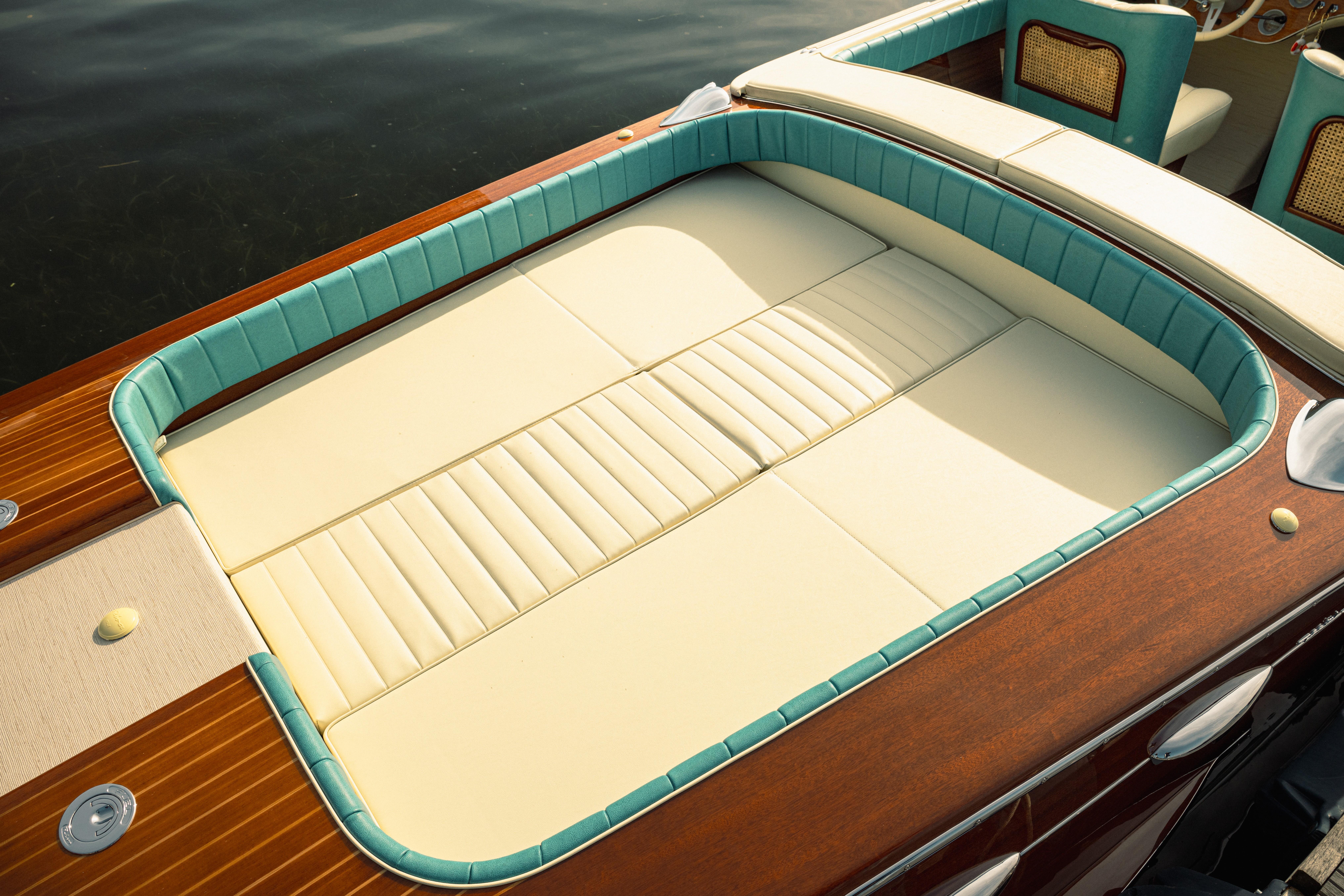 1986 RIVA AQUARAMA SPECIAL 